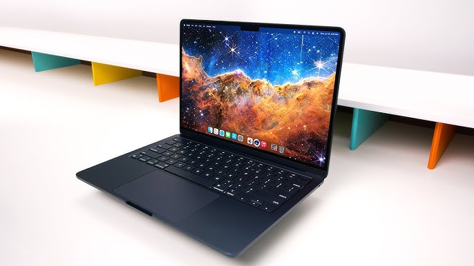 15 MacBook Air M2 Review: The Obvious Thing! 