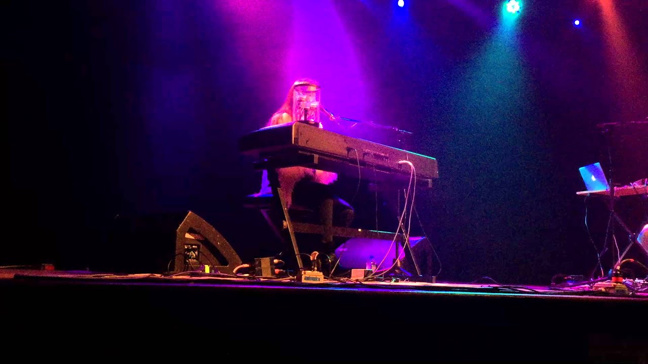 "White Houses" by Vanessa Carlton (Live in ATL, 121515) YouTube