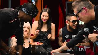 Freak Peek - Dave Navarro