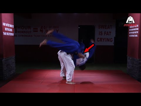 تعليم حركة الأوجوشي في الجودو