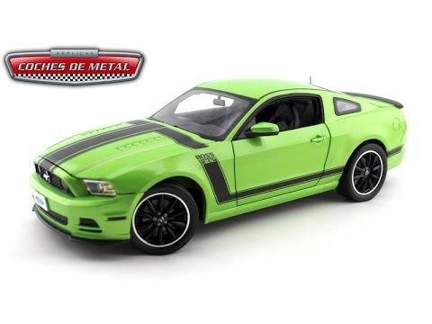 2013.- FORD MUSTANG BOSS 302 Verde/Negro (Shelby Collectibles 453 ...