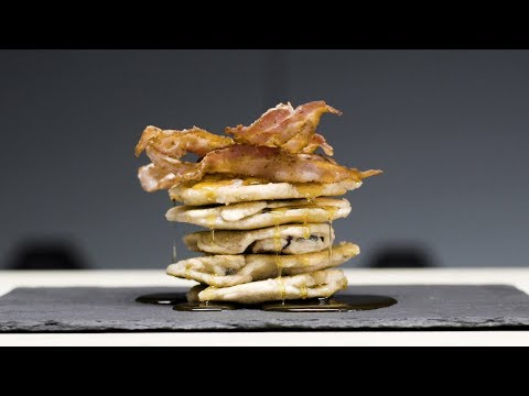Blueberry, Bacon & Maple Protein Pancakes | PROMiXX Kitchen