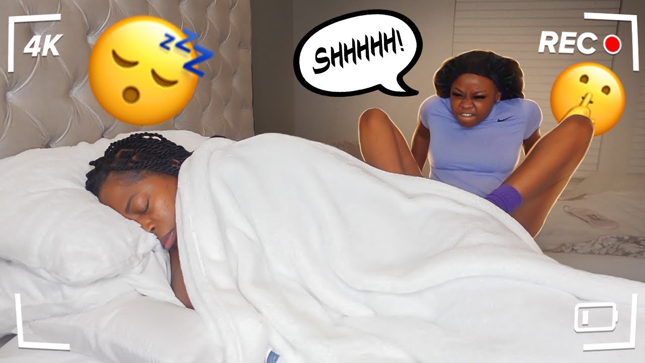 K!CKING MY MOMMA OUT THE BED (GONE WRONG)