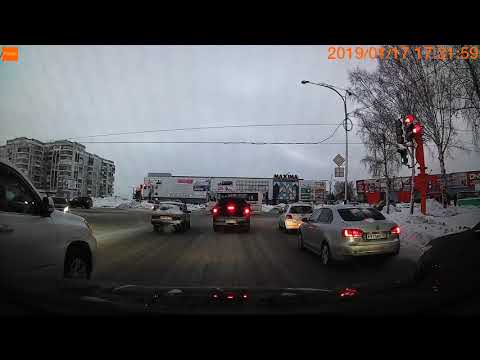 Поворот направо. Нарушение пункта 8.5 ПДД