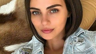 Gorgeous Xenia Deli