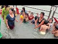All the friends together took bath in the Ganga, the purifier of the fallen, the salvation of the souls, Har Har Gange Namami Gange Haridwar#shortvideo🛕