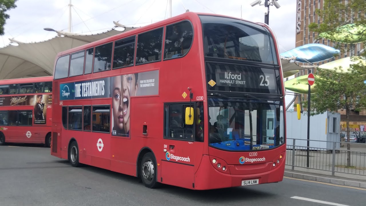 Stagecoach - ADL Enviro 400H - 12330 - SL14LNW - on Route 25 - at ...