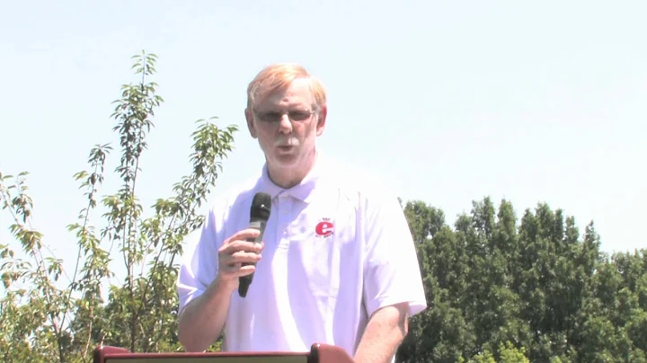 SIUE Chancellor Vaughn Vandegrift Says Goodbye