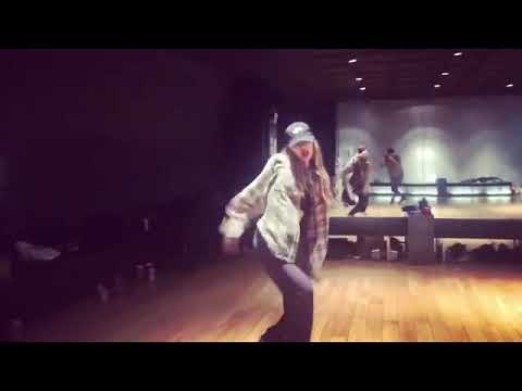 I LIKE IT - LISA BLACKPINK DANCE PRACTICE MIRROR