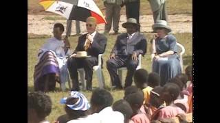 President Clinton at Kisowera School.  Mukono, Uganda (1998)