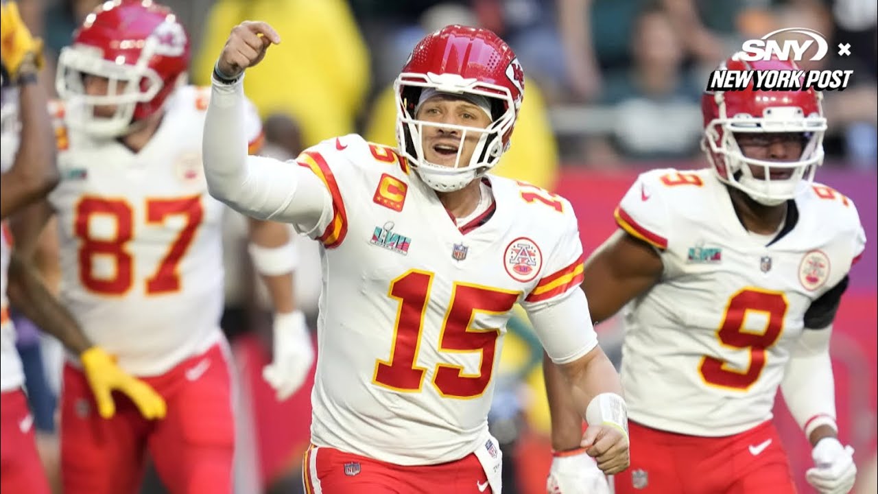The Kansas City Chiefs defeat the Philadelphia Eagles 38-35 to win ...