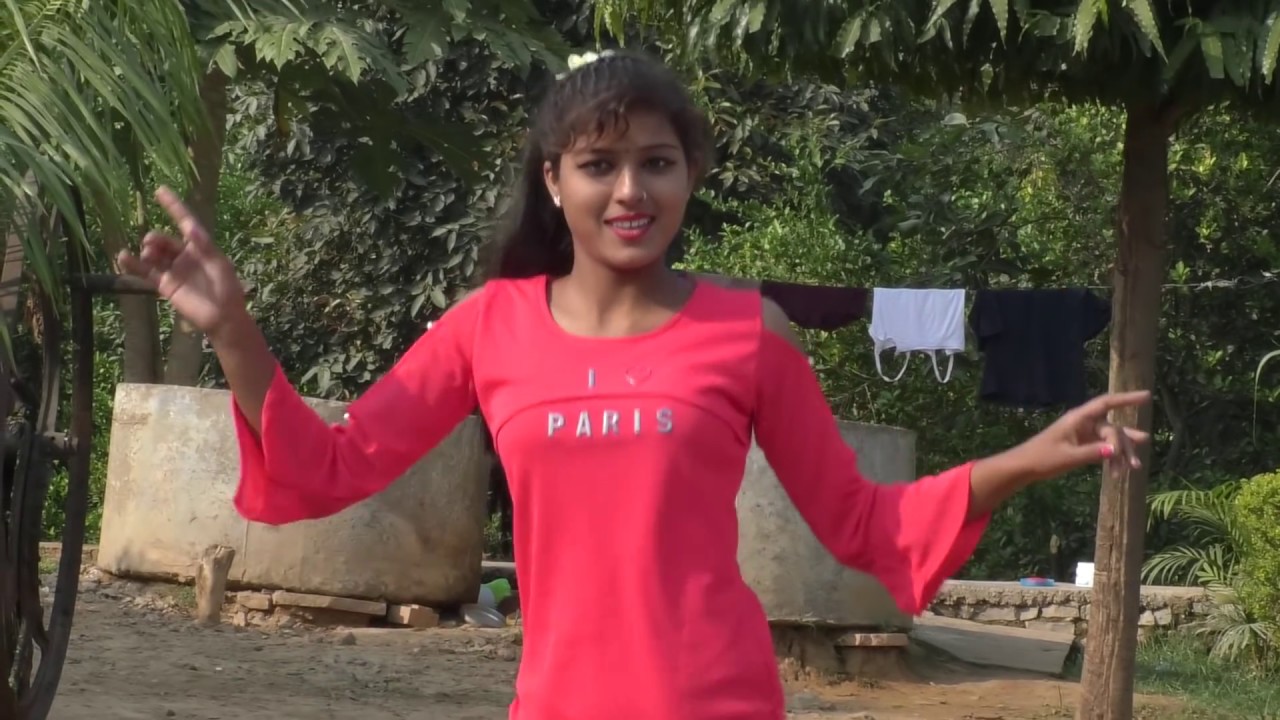 ⁣नेहा ने घर के आगे किया डांस new dance 2019