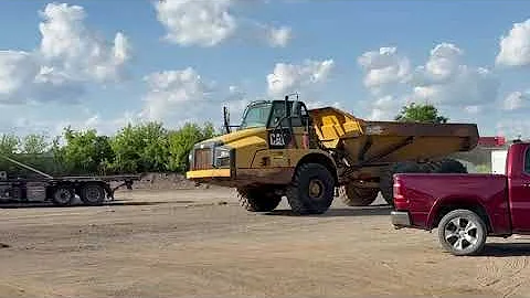 GovDeals: 2014 Caterpillar 735B Articulated Dump Truck