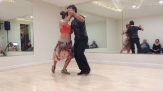 Tango 303: Calesita w John and Yaisuri