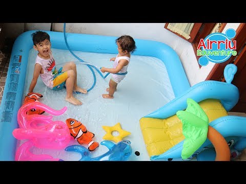 BERENANG DI PANTAI SAMBIL BERMAIN OMBAK DAN PASIR  Doovi