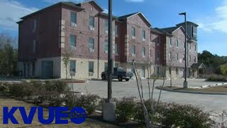 Austin hotel to be turned into homeless housing community | KVUE