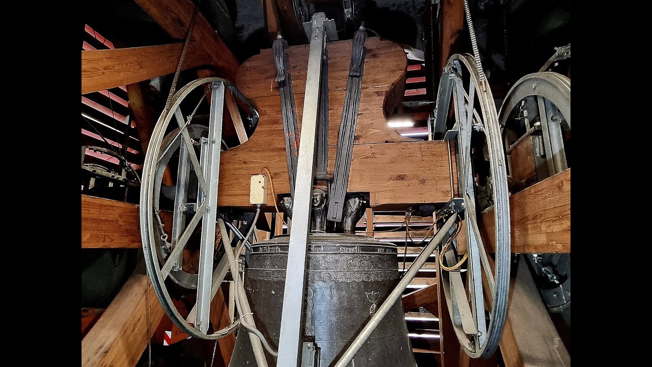 Sand in Taufers (Südtirol/BZ - I) Geläute der Pfarrkirche Mariä Himmelfahrt