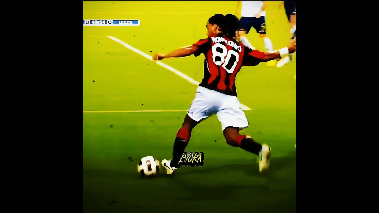 Ronaldinho The GOAT 🐐 🇧🇷🔥 || #shorts #viral #edit #ronaldinho #brazil #brasil #football