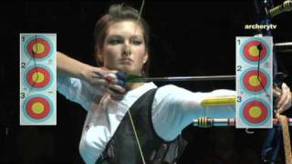 Tatiana Segina v Berengere Schuh – recurve women’s gold final | Nimes 2010