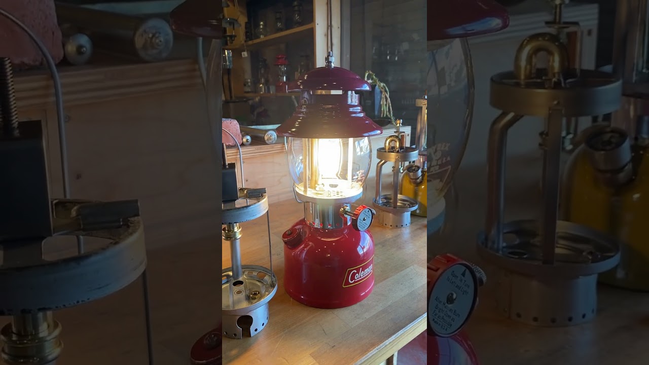 Sep.1957 Coleman 200A vintage gasoline lantern Iight #camp