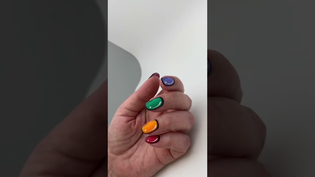 Маникюр в стиле pop art, сделала с укреплением за 80 минут. Хочешь так же? Подписывайся.