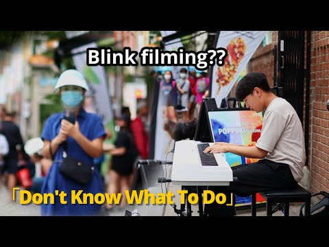 [KPOP IN PUBLIC] Playing BLACKPINK「Don't Know What To Do」on PIANO in Public | Montreal