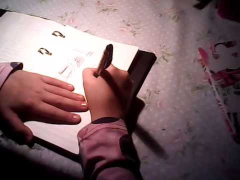 Video: Jak Nakreslit Malou Holčičku