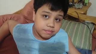 Eric Accidentally Cut His Finger Heidi Vlogs