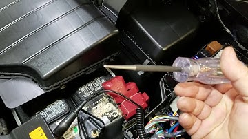 Using a Test Light to Check Fuses: How and Why