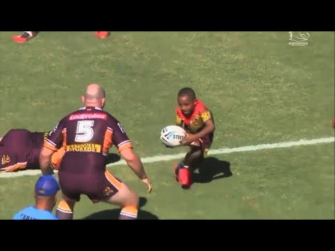 Baby PNG Kumuls vs Brisbane Broncos Legends (Hilarious) -  Rugby League