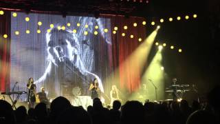 The Corrs - Love To Love You - clip (O2 London 23.01.16)