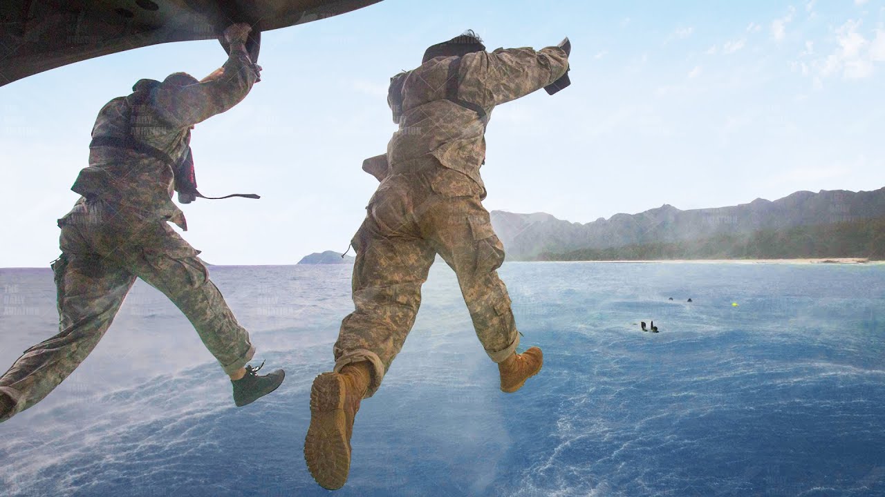 US Scary Training: Jumping into Water from Flying Helicopter