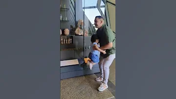 بيقولوا هاجي اجيبلك واحده بليل 