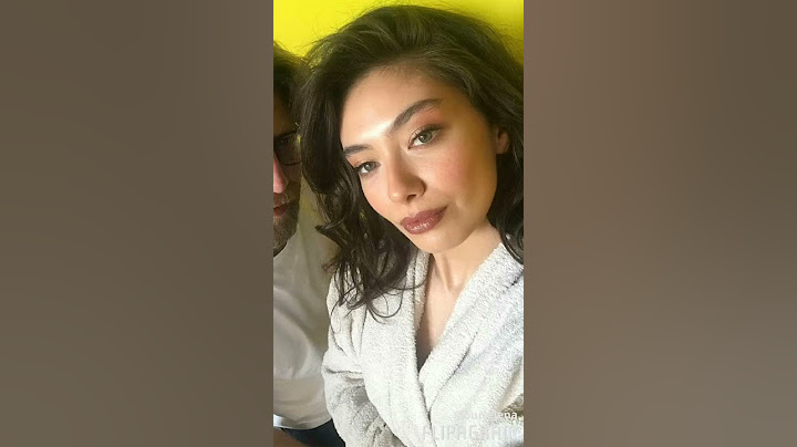 Neslihan Atagül getting ready Making makeup