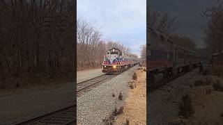 Mncr Gp40Fh-2 On New Jersey Transit Never Stand To Close To Tracks