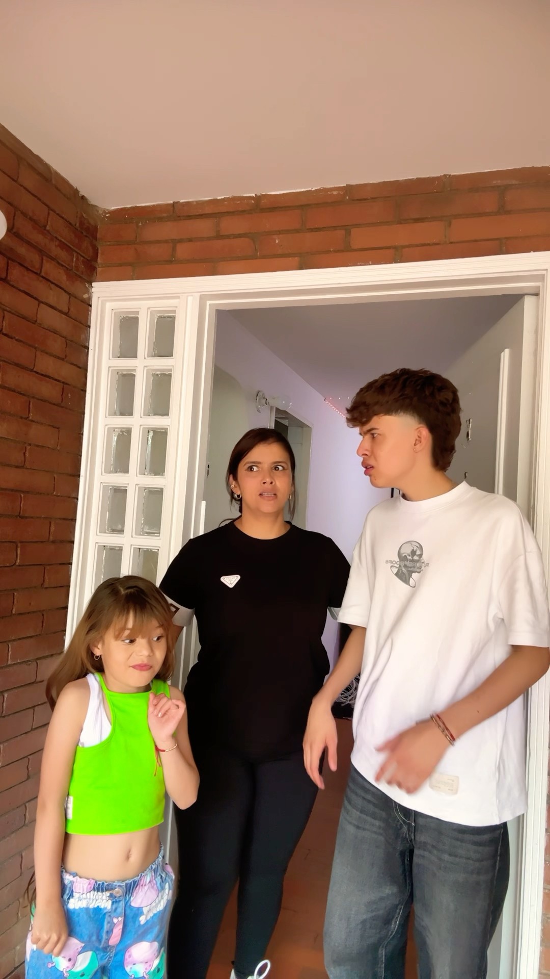 Cuando KENDALL tiene examen #humor #cosasdefamilia #comedia #shortviral #fypシ゚