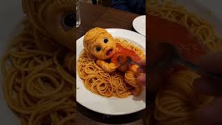 Thought it was just spaghetti… then it cried #spaghetti #illusion #creepycute#funny #funnyvideo