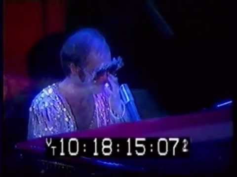 05 - Grey Seal - Elton John - Live at The Hammersmith Odeon 24-12-1974