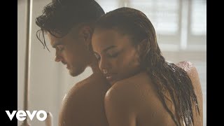 Leslie Grace, Abraham Mateo - Qué Será (Official Video) chords