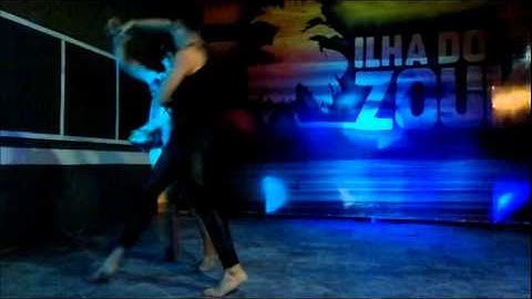 ILHA DO ZOUK 2012 Carlos Oliveira e Daniela Wergles - Some People Live