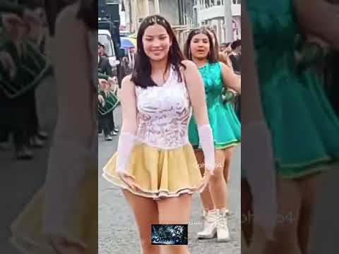 La chica del desfile que se hizo viral 😍🥰🥰