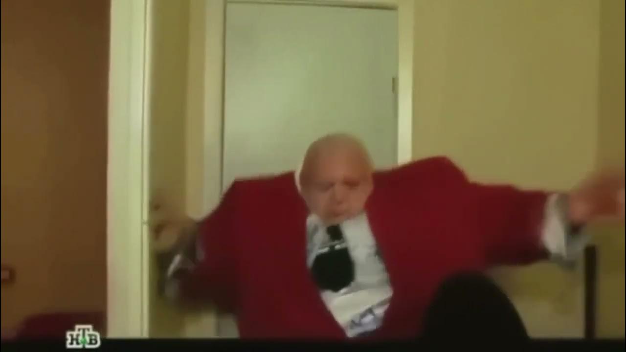 пьяный упал со стула