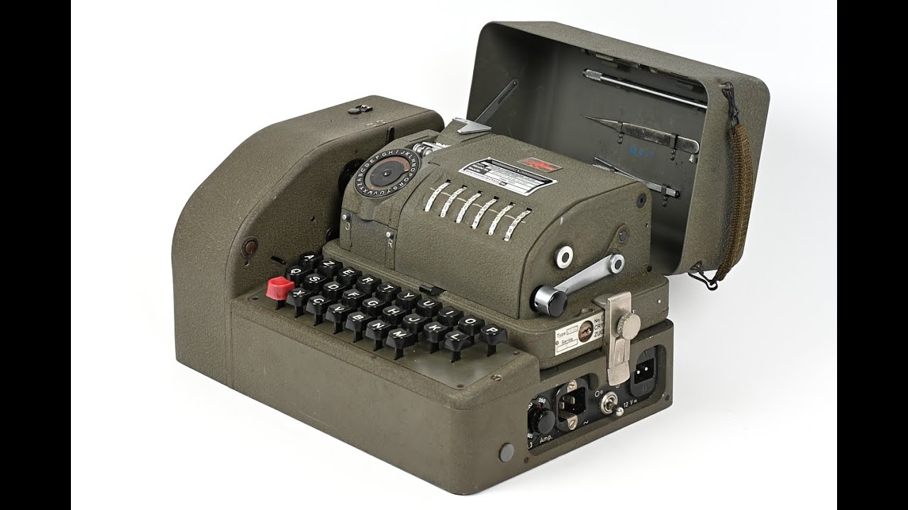 CX-52 with B-52 keyboard unit