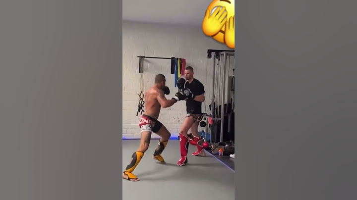 Just a short left hook from Alex Pereira is all it takes…#fyp #shorts #fighting #ufc #mma #ufc4