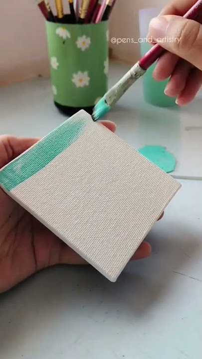How to use a “spouncer” sponge on painting 🎨 #painting #tipsandtricks  #paintingideas #art #crafting 