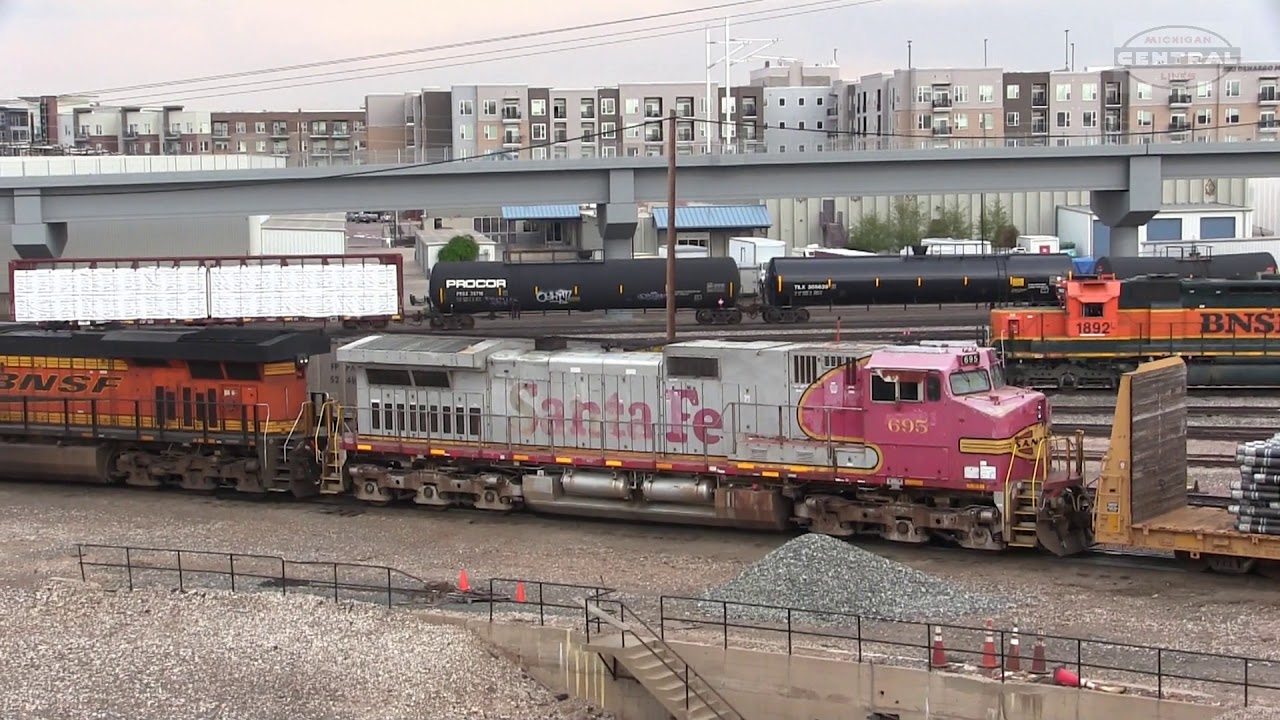 Railfanning Downtown Denver!