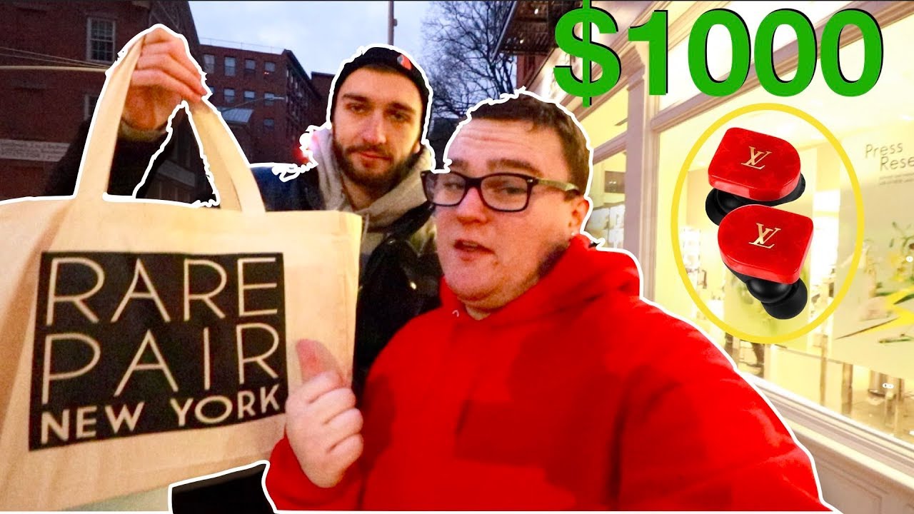 TRYING TO BUY THE $1000 LOUIS VUITTON AIRPODS IN NEW YORK CITY - YouTube