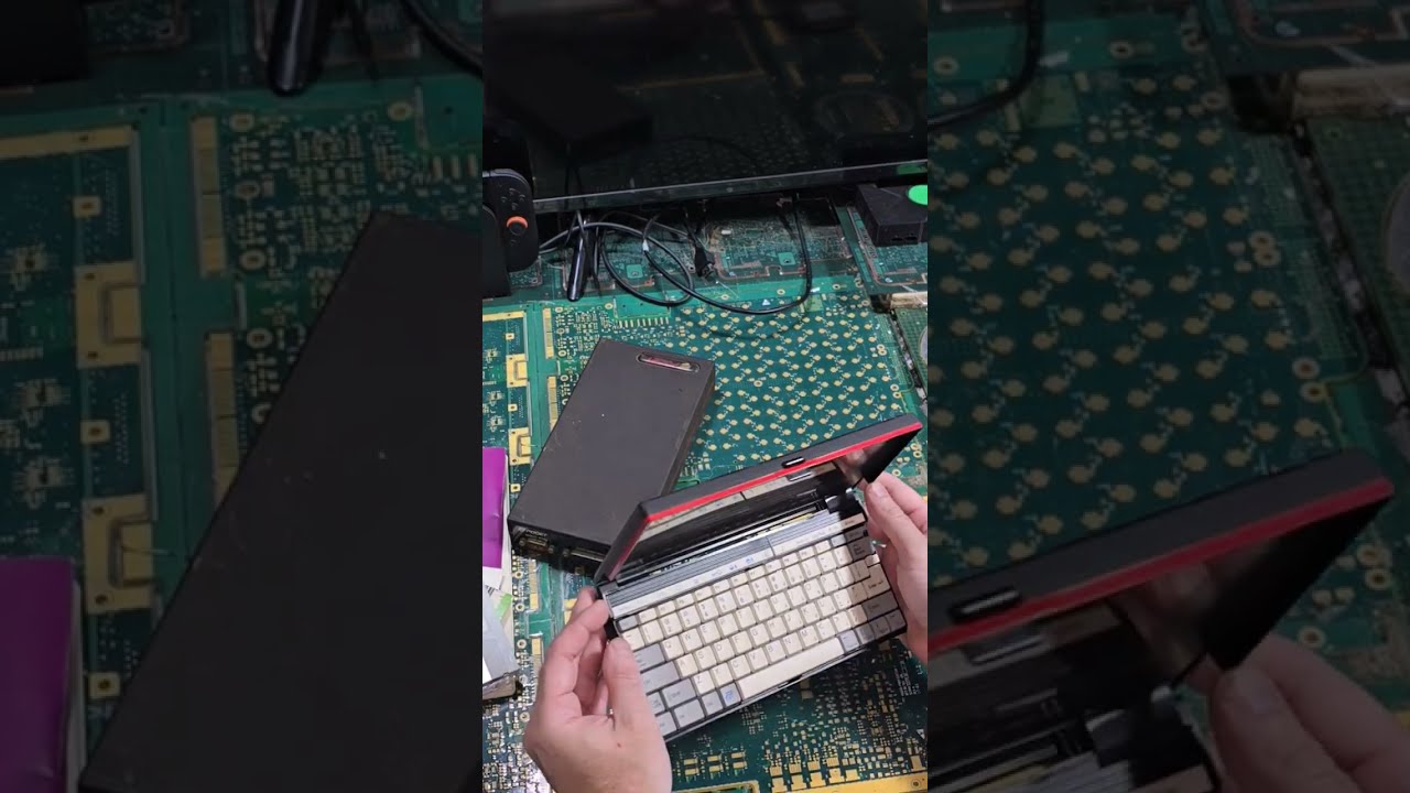 Flash 15s Poqet PC