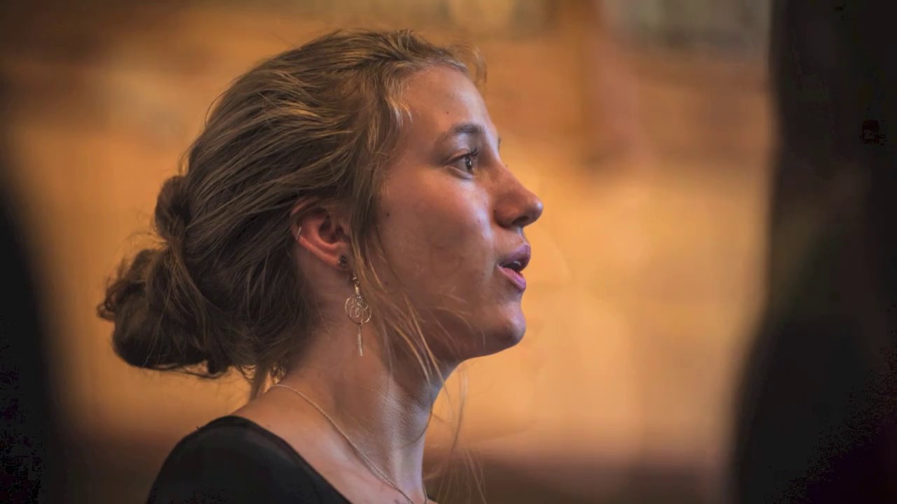 Corazón sings INDODANA