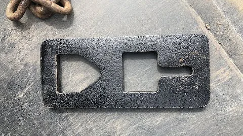 Tractor Supply Metal T-Post Puller in Action